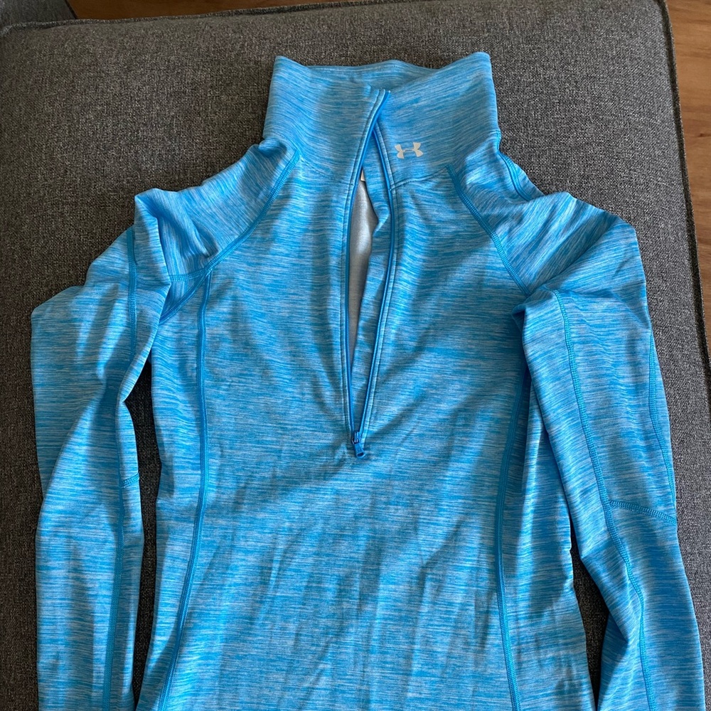 Women’s under armor long sleeve